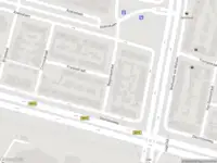 Brandweer met grote spoed naar de Begoniastraat in Helmond vanwege waarnemen gaslucht