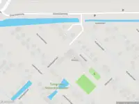 Ambulance met grote spoed naar de Sloterdijkerweg in Amsterdam