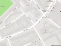 Ambulance met gepaste spoed naar de Sportlaan in Volendam