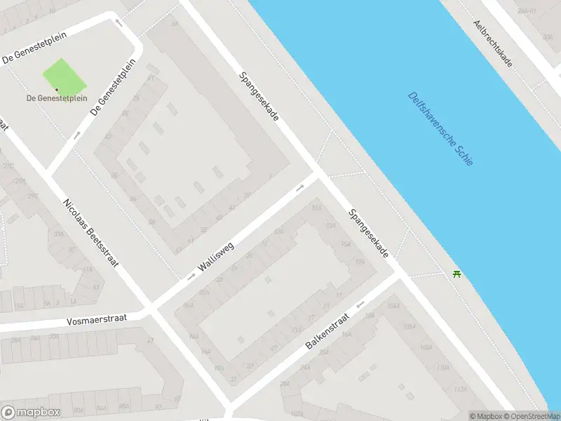 Ambulance met grote spoed naar de Wallisweg in Rotterdam