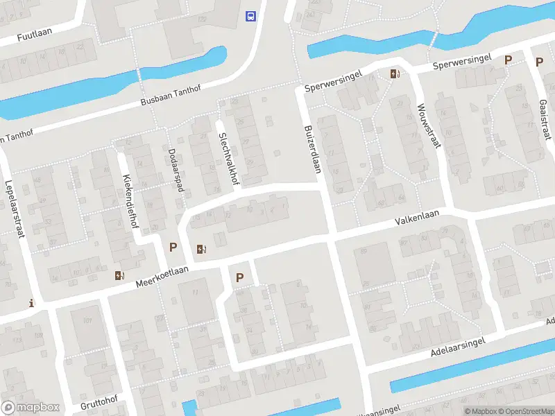 Ambulance met gepaste spoed naar de Slechtvalkhof in Delft