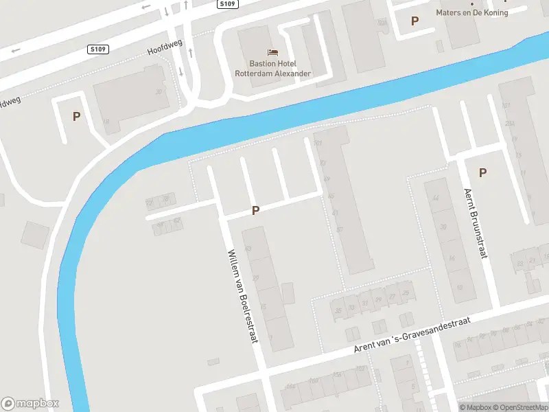 Ambulance met grote spoed naar de Willem van Boelrestraat in Rotterdam