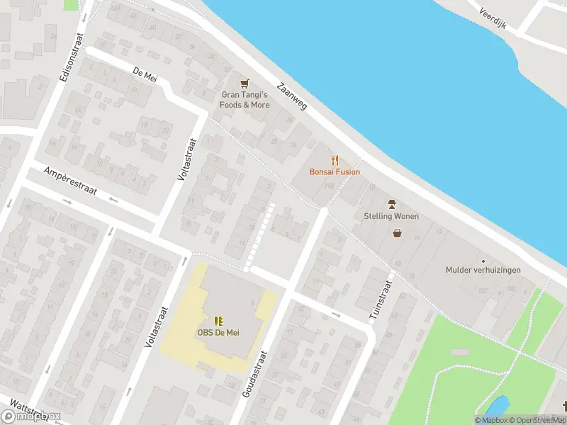 Ambulance met grote spoed naar de Jan Waalstraat in Wormerveer