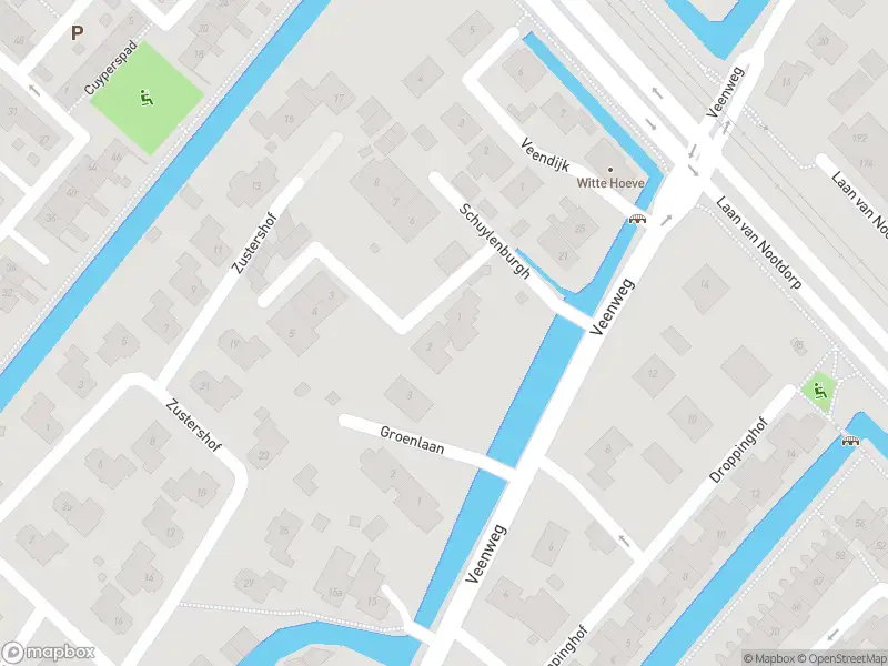 Ambulance met grote spoed naar de Schuylenburgh in Nootdorp