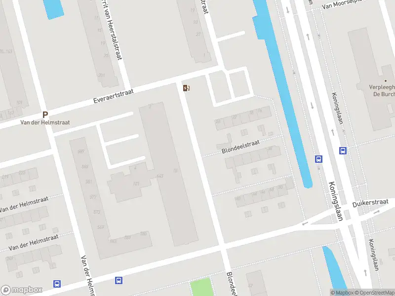 Ambulance met grote spoed naar de Blondeelstraat in Rotterdam