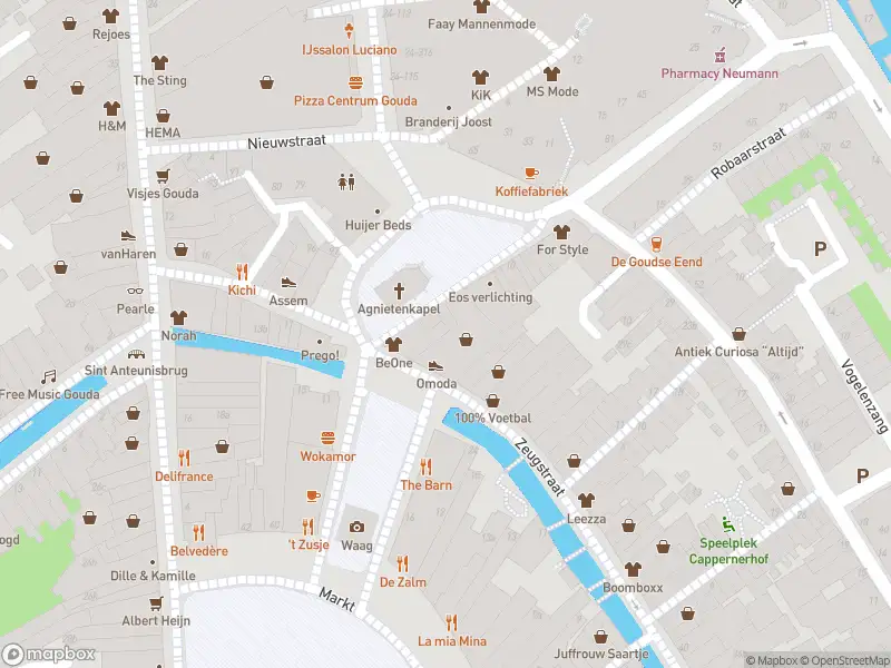 Brandweer met gepaste spoed naar de Conventstraat in Gouda vanwege een liftopsluiting