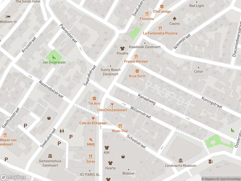 Ambulance met gepaste spoed naar de Grote Krocht in Zandvoort