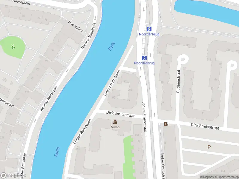 Ambulance met grote spoed naar de Linker Rottekade in Rotterdam