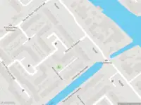 Ambulance met gepaste spoed naar de Hovens Gréveplein in Leiden