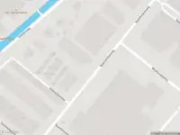 Ambulance met grote spoed naar de Naaldwijkseweg in Wateringen