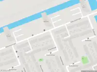 Ambulance met grote spoed naar de Aalscholverlaan in Vlaardingen