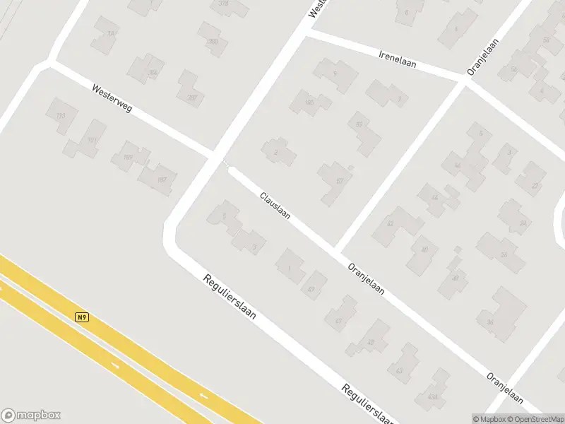 Brandweer met gepaste spoed naar de Clauslaan in Alkmaar vanwege waarnemen gaslucht