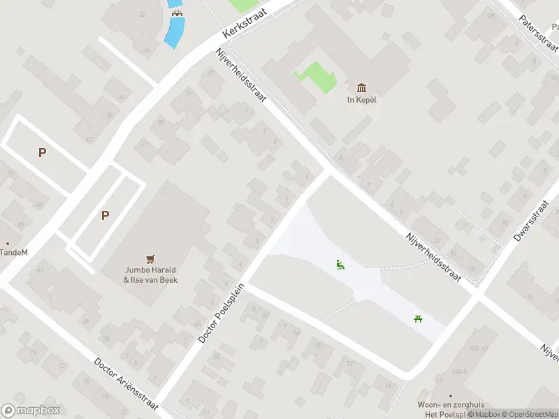 Brandweer met grote spoed naar de Dr. Poelsplein in Panningen vanwege waarnemen gaslucht