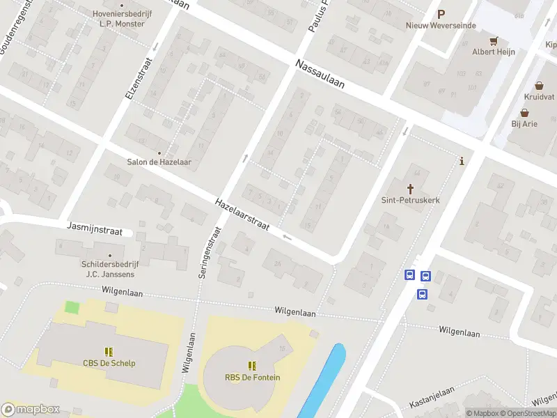 Ambulance met grote spoed naar de Hazelaarstraat in Puttershoek