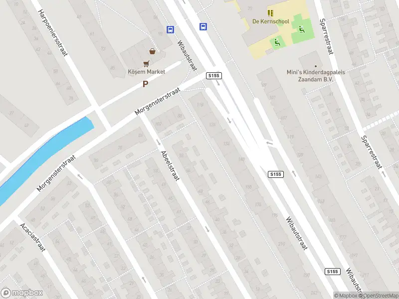 Ambulance met gepaste spoed naar de Cederstraat in Zaandam