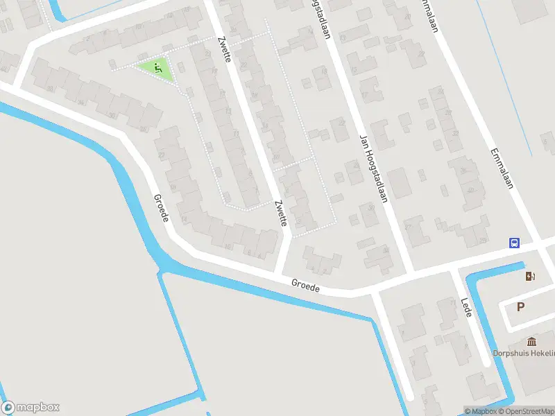 Ambulance met grote spoed naar de Zwette in Hekelingen