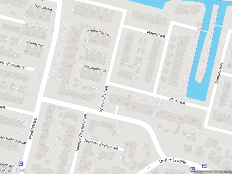 Ambulance met gepaste spoed naar de Rijnstraat in Krimpen aan de Lek