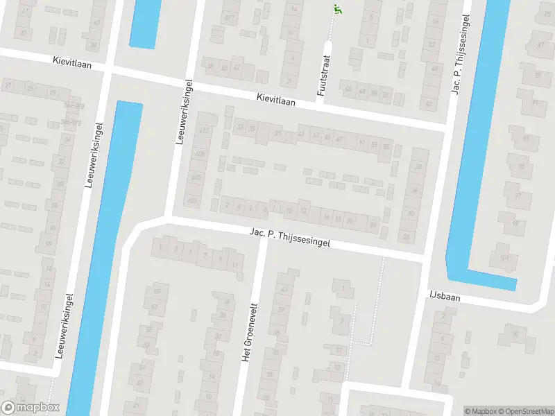 Ambulance met grote spoed naar de Merelstraat in Sliedrecht