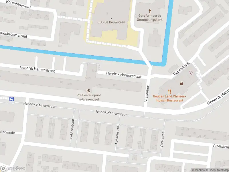 Ambulance met grote spoed naar de Hendrik Hamerstraat in 's-Gravendeel