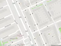 Ambulance met grote spoed naar de Limmenstraat in Amsterdam