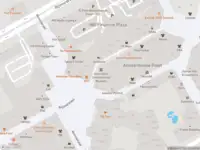 Ambulance met grote spoed naar de Flierbosdreef in Amsterdam