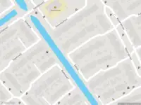 Brandweer met gepaste spoed naar de Dahlia in Nootdorp