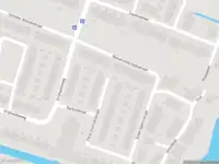 Ambulance met grote spoed naar de Chris Soumokilstraat in Haarlem