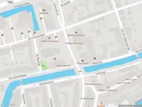 Ambulance met gepaste spoed naar de Stationsstraat in Spijkenisse