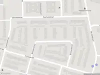 Brandweer met grote spoed naar de Van Brakelplantsoen in Helmond vanwege gebouwbrand