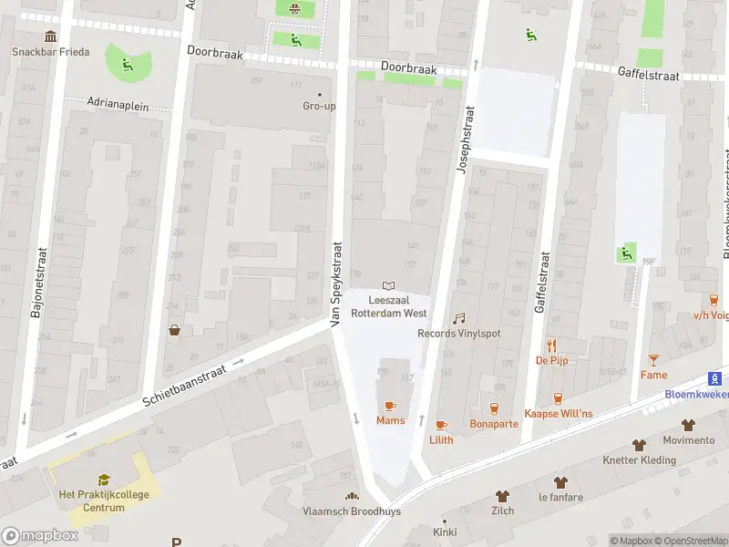 Ambulance met grote spoed naar de Van Speykstraat in Rotterdam