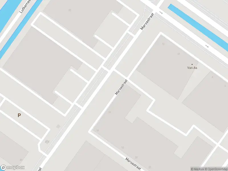 Ambulance met grote spoed naar de Maroastraat in Amsterdam