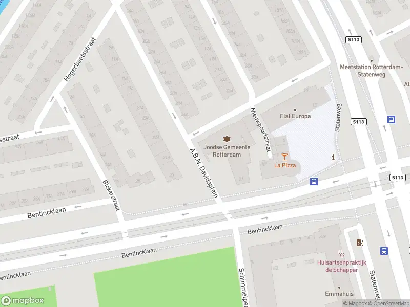 Brandweer met grote spoed naar de A.B.N. Davidsplein in Rotterdam