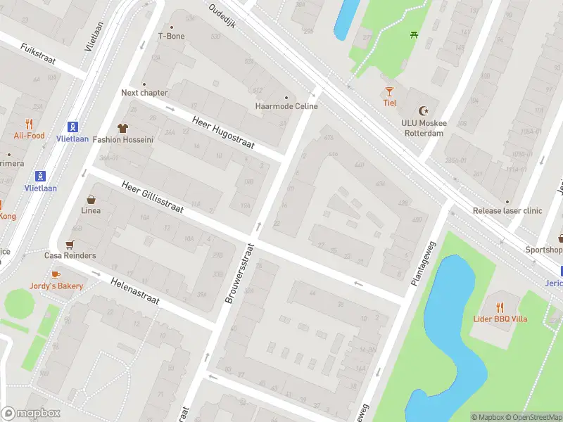 Ambulance met gepaste spoed naar de Brouwersstraat in Rotterdam