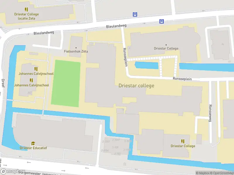 Ambulance met grote spoed naar de Ronsseplein in Gouda vanwege stankoverlast