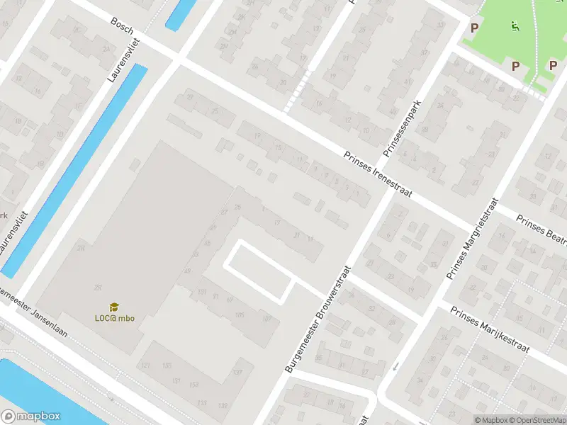 Ambulance met gepaste spoed naar de Burgemeester Brouwerstraat in Zwijndrecht