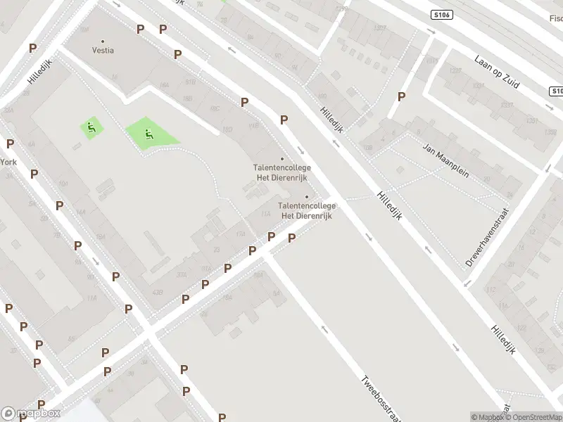 Ambulance met gepaste spoed naar de Riebeekstraat in Rotterdam