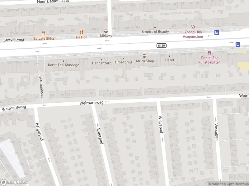 Ambulance met gepaste spoed naar de Weimansweg in Rotterdam