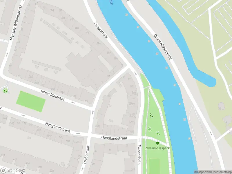 Ambulance met grote spoed naar de Tochtstraat in Rotterdam