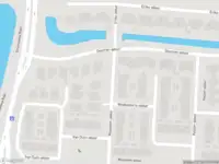 Ambulance met gepaste spoed naar de Maasdam-akker in Barendrecht