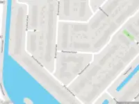 Ambulance met gepaste spoed naar de Ravelplantsoen in Barendrecht