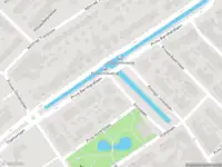 Ambulance met grote spoed naar de Prins Bernhardlaan in Uithoorn