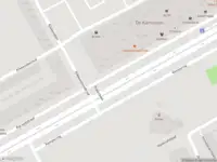 Ambulance met grote spoed naar de Karspeldreef in Amsterdam