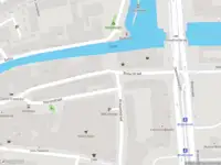 Ambulance met gepaste spoed naar de Boterstraat in Schiedam