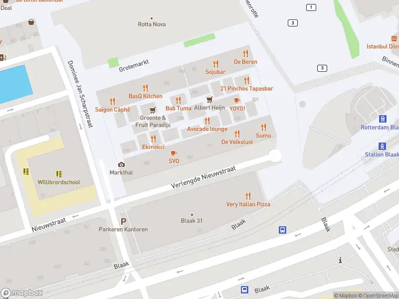 Ambulance met grote spoed naar de Verlengde Nieuwstraat in Rotterdam