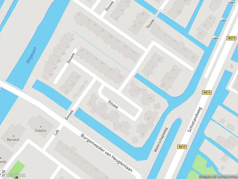 Ambulance met gepaste spoed naar de Gouwe in Nieuwerkerk aan den IJssel