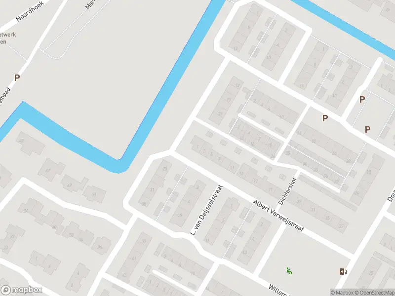 Ambulance met grote spoed naar de Albert Verweijstraat in Papendrecht