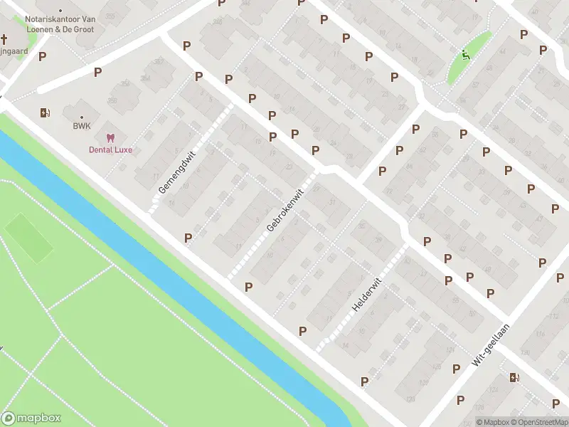 Ambulance met grote spoed naar de Gebrokenwit in Zoetermeer