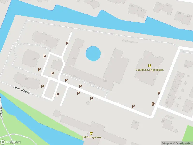 Ambulance met grote spoed naar de Claudius Civilislaan in Vlaardingen