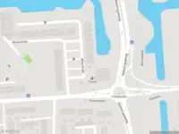 Ambulance met gepaste spoed naar de Mizarstraat in Spijkenisse