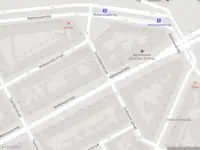 Ambulance met grote spoed naar de Mathenesserweg in Rotterdam